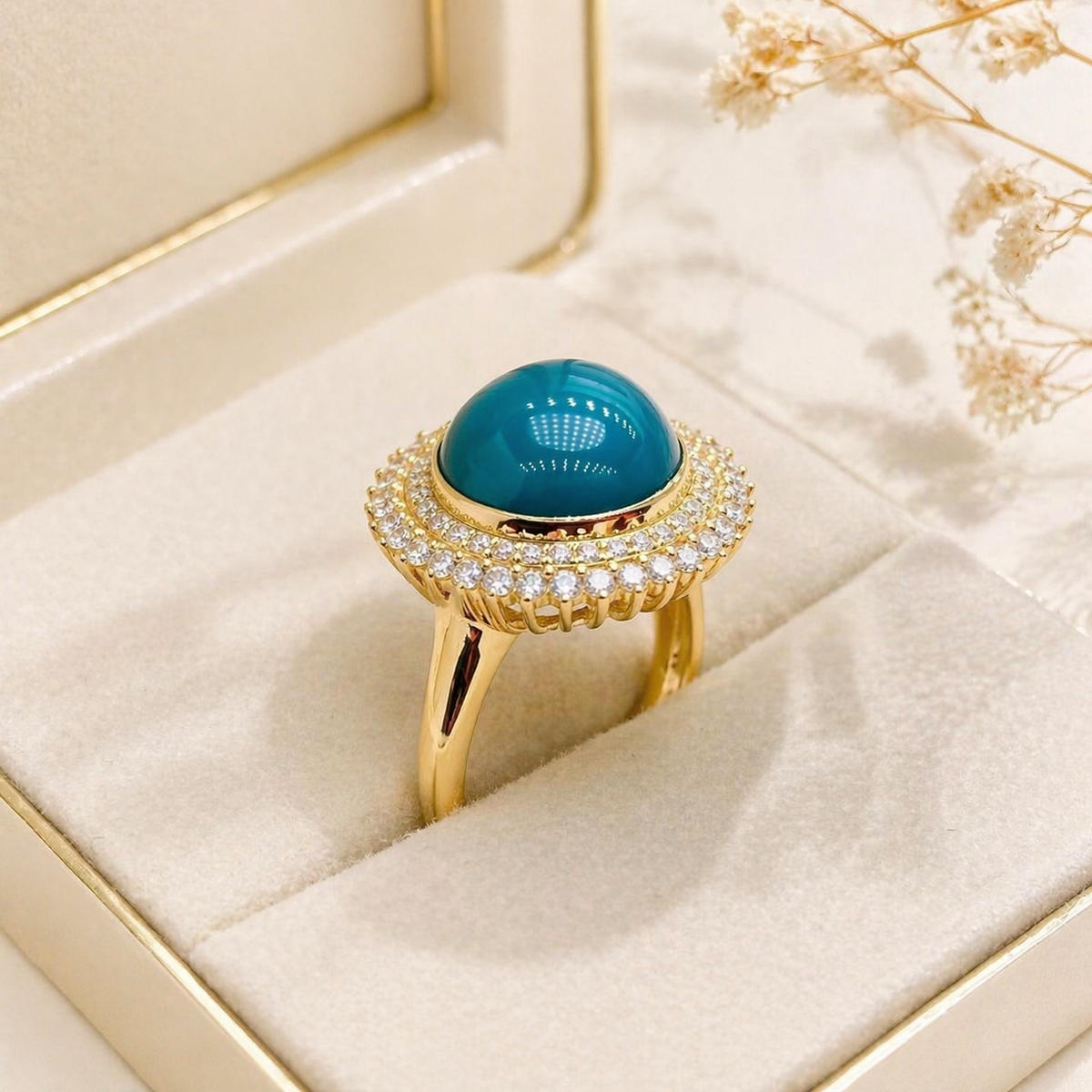 Turquoise Princess - United Arab Emirates · Amira 18K Ring